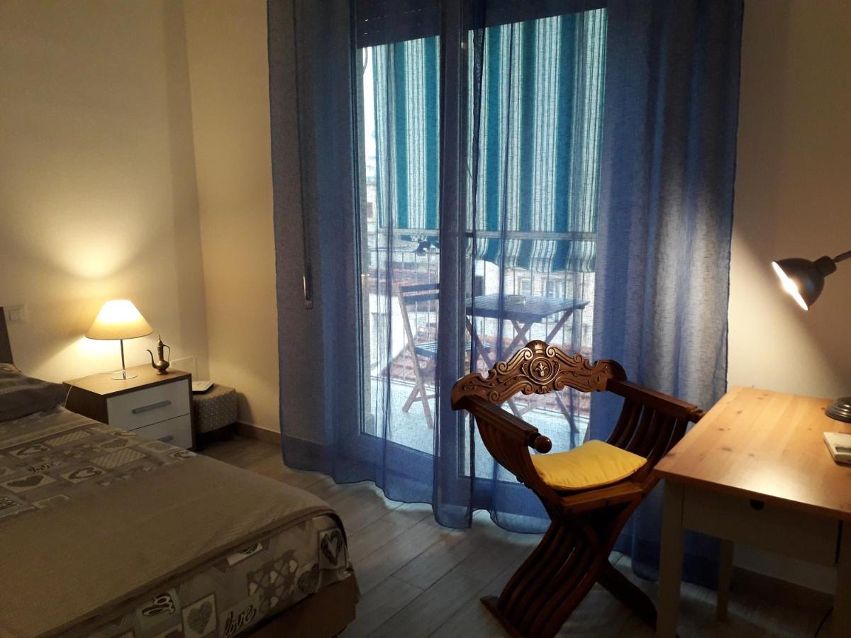 Apartamento Casa Del Cioccolato Palermo Habitación foto